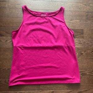 Eddie Bauer XL Women's Pink Tank Top in a beautiful magenta colour  Summer vibes